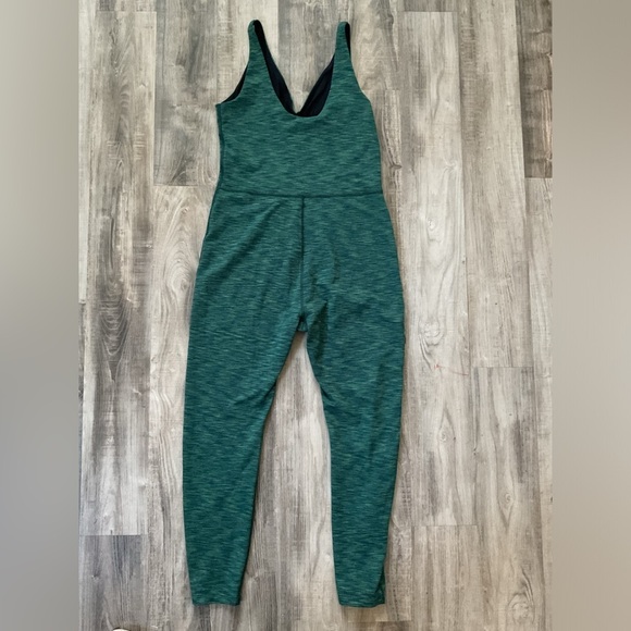 Outdoor Voices Flow Full Length Bodysuit -Green -Size XL - Picture 4 of 4